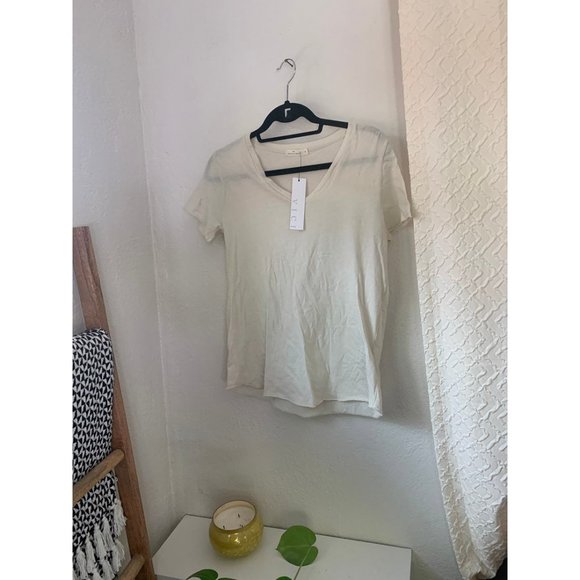 Vici Enterprises Tops - NWT VICI Super lush soft tee tshirt cream off white